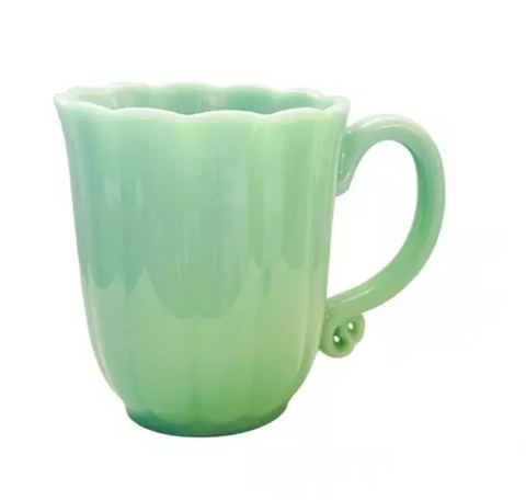 The Pioneer Woman Jade Green Milk Glass Scallop Edge Mug