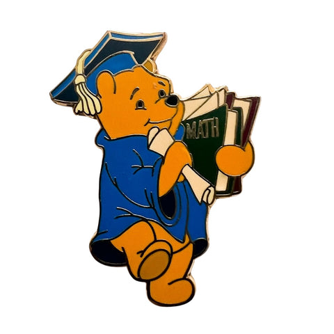 Disney WDW Walt Disney World Graduate Winnie The Pooh Cap & Gown Pin