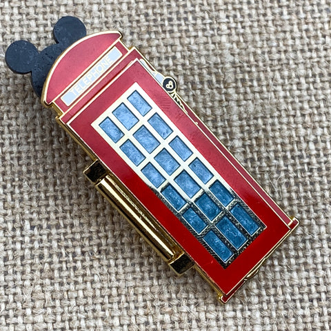 Disney Pin Goofy Hinged British Phone Booth Limited Edition LE Released 2002