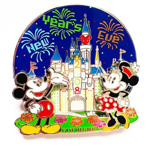 Disney Cast Member New Year’s Eve Mickey & Minnie Le 750 Pin