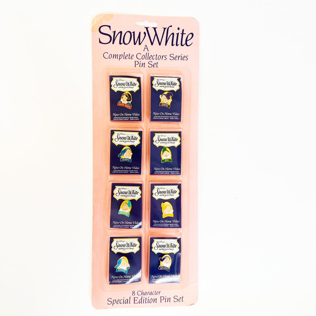 Disney Snow White 7 Dwarfs Special Edition 8 Character Pins Set