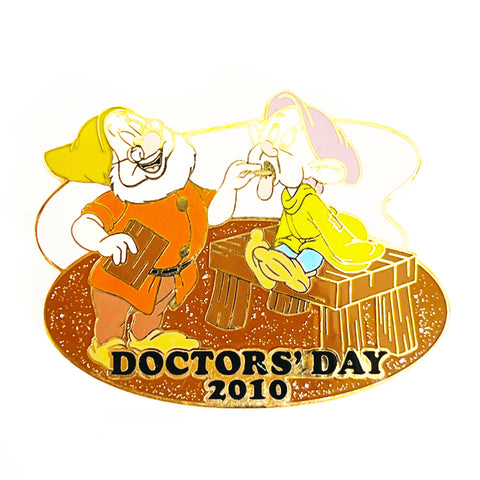 Disney Doctor's Day Dopey and Doc Doctor's Day 2010 Limited Edition 1500 Pin