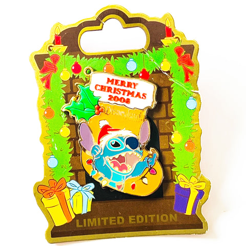 Disney Disneyland DLR 2008 Merry Christmas Stocking Stitch Limited Edition 1000 Pin