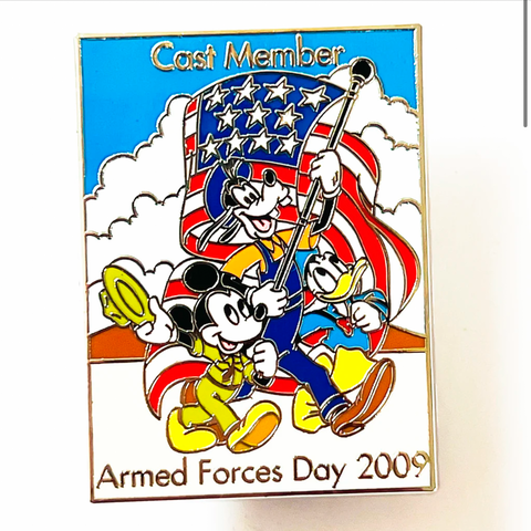 Disney Armed Forces Cast Member Exclusive Limited Edition 1250 Pin