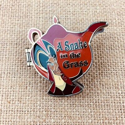 Disney DLR Villain Hinged Jafar Aladdin Snake in the Grass Hinged LE 1000 Pin